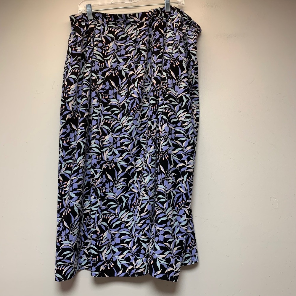 Sag Harbor Woman Maxi Skirt Plus 2X Black Purple Floral Excellent Elastic Waist